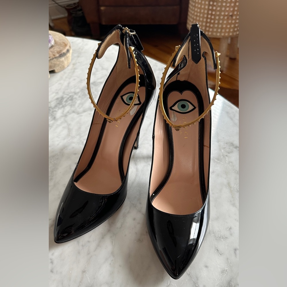 GUCCI Patent Leather heels! Size 42 - Picture 3 of 9